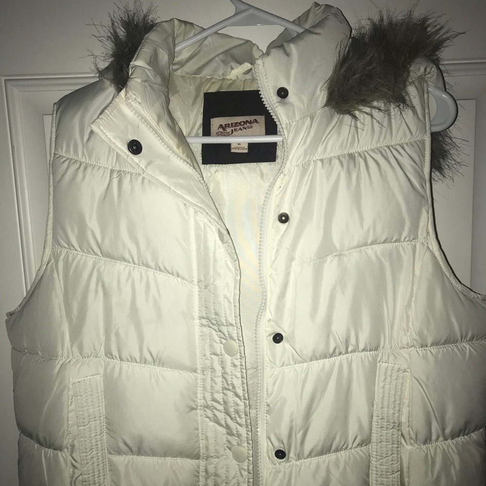 Faux Fur Puffy Vest